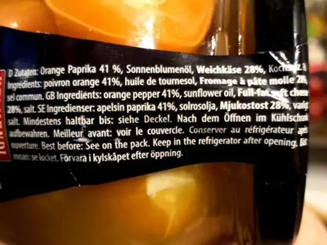 Paprika mit Käse ingredients label