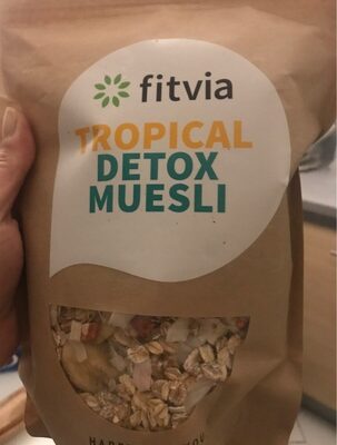 Tropical detox muesli
