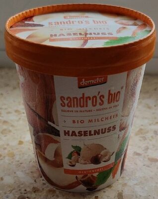 Sandro's Bio Milcheis Haselnuss