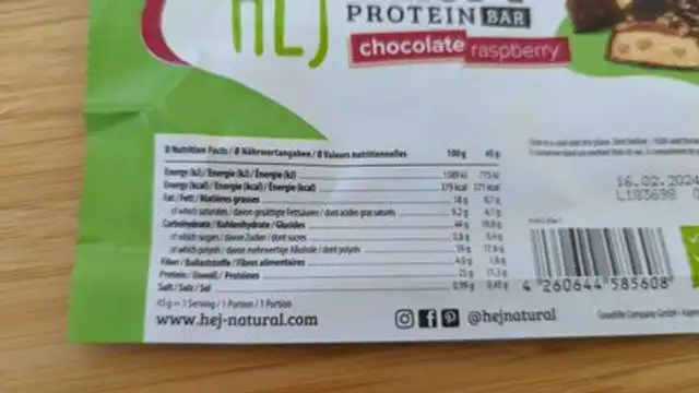 Crispy Protein Bar Chocolate Raspberry ingredients label