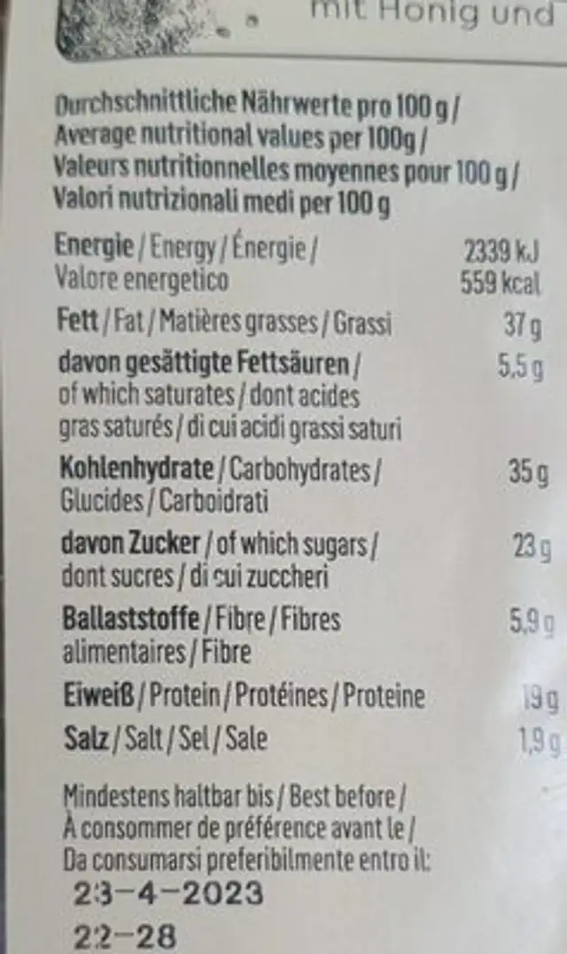 Crunchy erdnuss cashew mix nutrition facts table