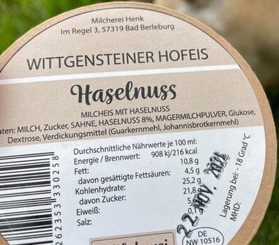 Haselnuss Eis front packaging
