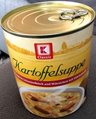 Kartoffelsuppe mit Schweinefleisch und Würstchen