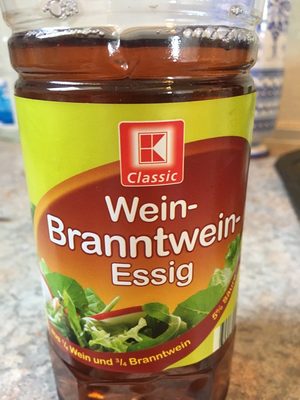 Wein-Branntwein-Essig front packaging