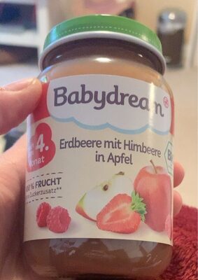 Erdbeere mit Himbeere in Apfel