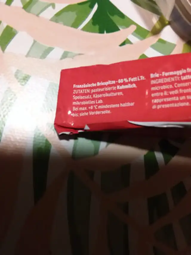Französischer Brie ingredients label