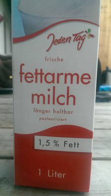 Jeden Tag frische fettarme milch front packaging