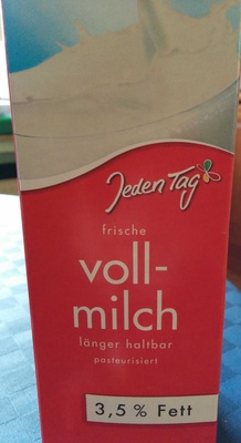Frische Vollmilch
