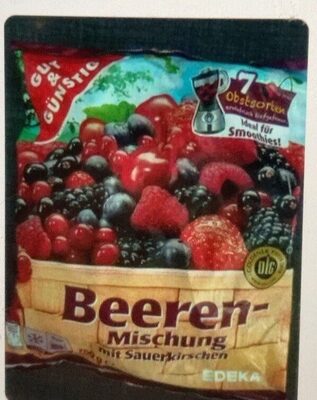 Beerenmischung mit Sauerkirschen