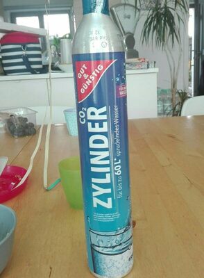 Zylinder für CO2-24.6.22/4,99€- für 60 Ltr Wasser