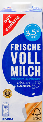 Frische Vollmilch