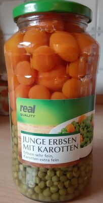 Junge Erbsen mit Karotten