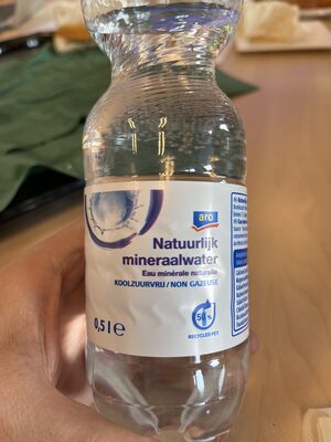 Natuurljik mineraalwater