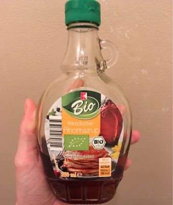 Sirop d'erable canadien