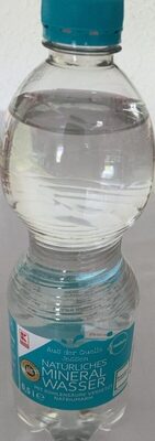 Natürliches Mineralwasser