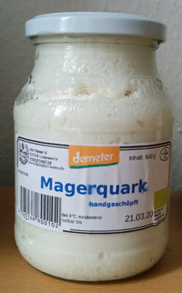 Magerquark front packaging