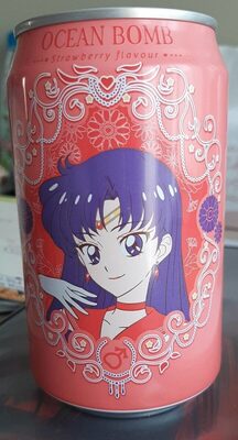 Strawberry sparkling water