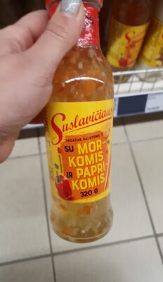 Carrot and Pepper Salad Dressing front packaging