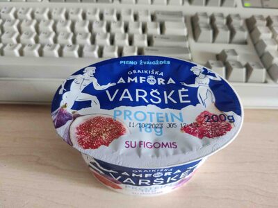Proteinų varškė su figomis