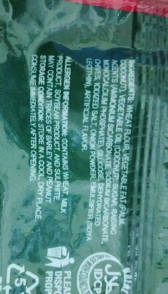 Onion Chives Flavored Crackers ingredients label