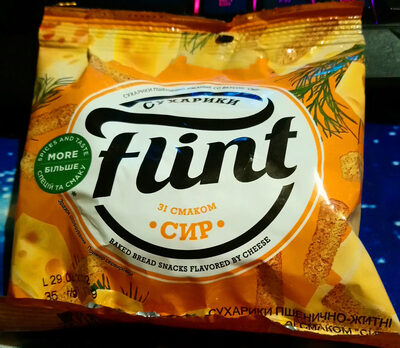 Bread croutons with cheese flavor