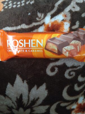 Tejcsokoládé Tejkrémmel És Ostyával