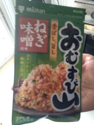 Mizkan omusubi yama negi miso ajo front packaging