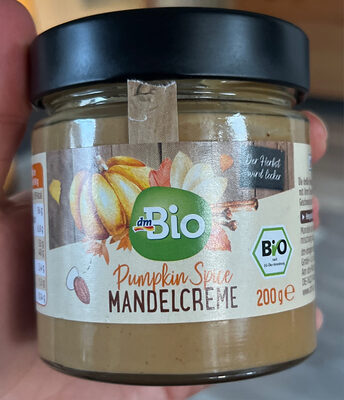 Pumpkin Spice Mandelcreme