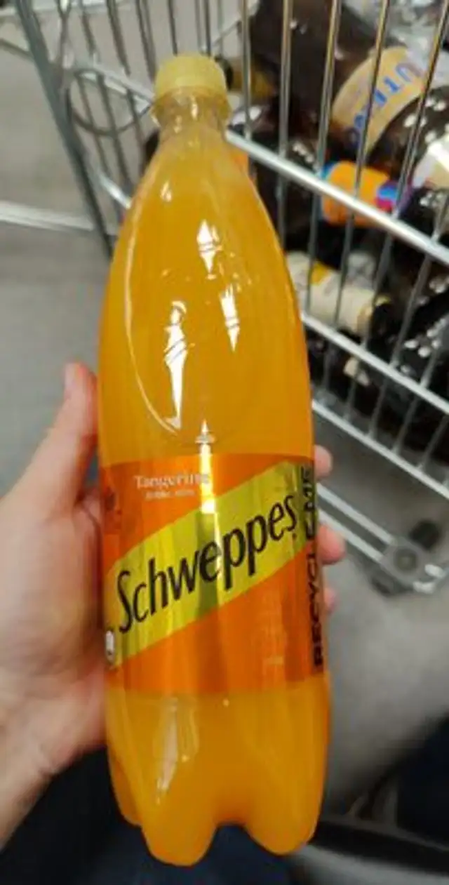 Schweppes front packaging