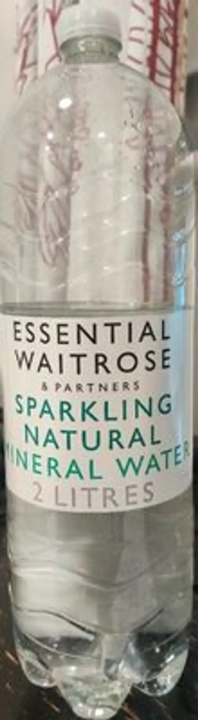 Sparkling natural mineral water 2 Litres front packaging
