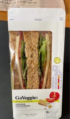 Cheddar Ploughmans with tomatoes front packaging