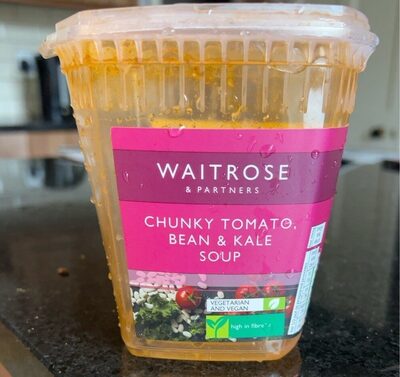 Chunky Tomato Bean & Kale Soup