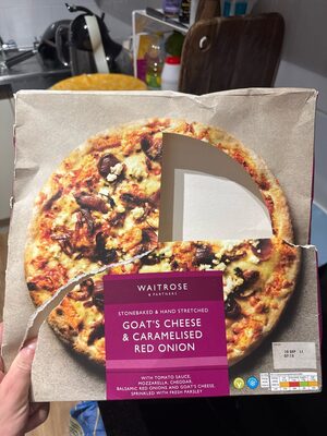 Goat cheese and caramelised red onion pizza