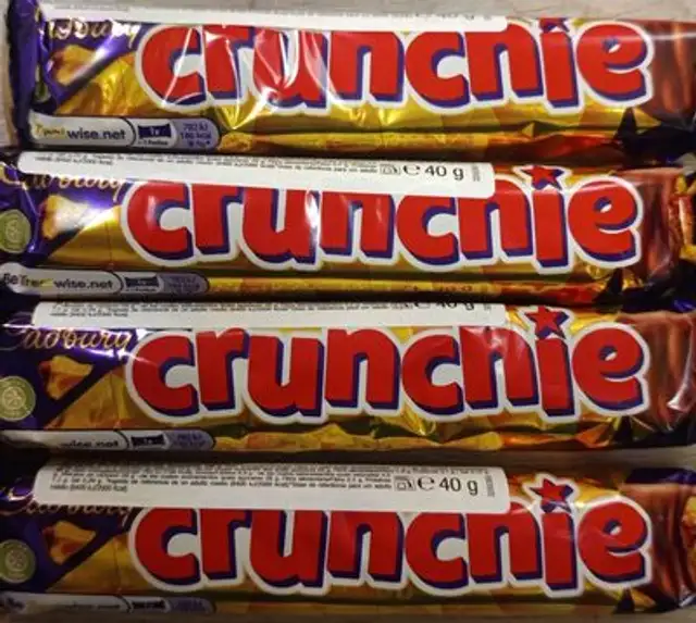 Cadbury Crunchie Std 40g front packaging