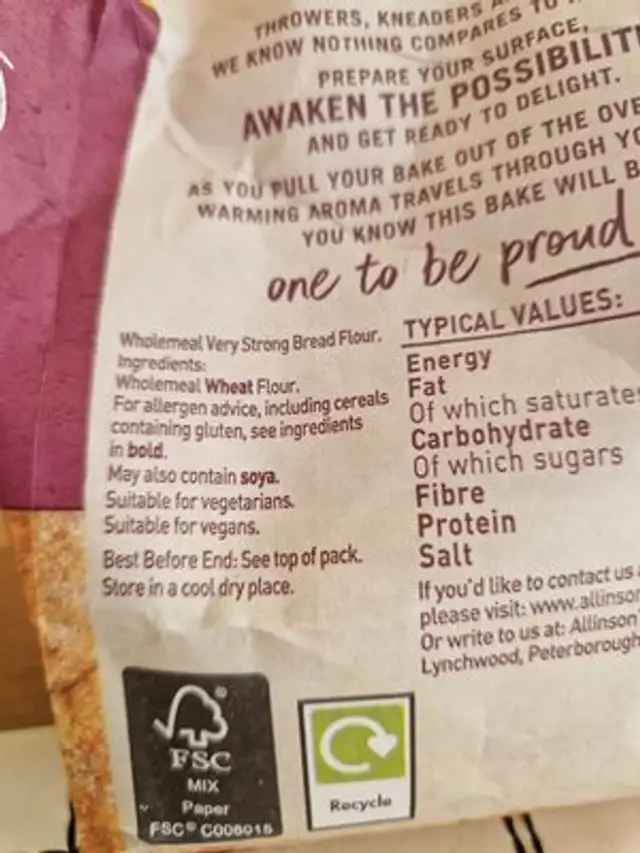 Very Strong Wholemeal Bread Flour ingredients label
