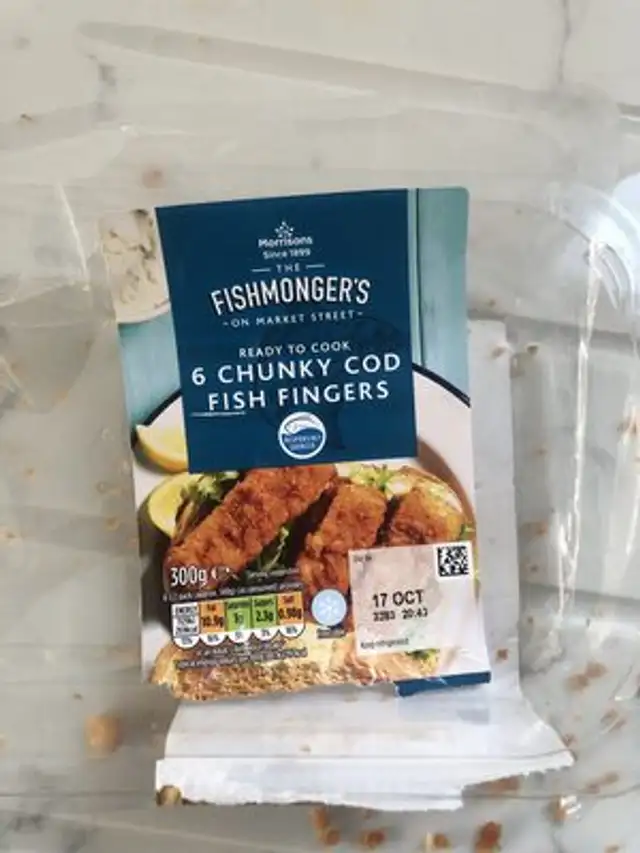 Chunky cod fish fingers front packaging