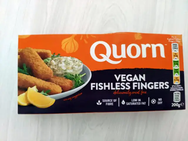 Vegan Fishless Fingers front packaging