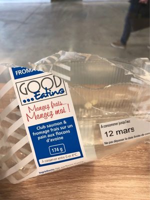 Club saumon & fromage frais sur un pain aux flocons d’avoine