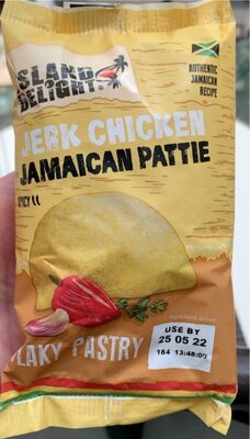 Jer chicken Jamaican pattie