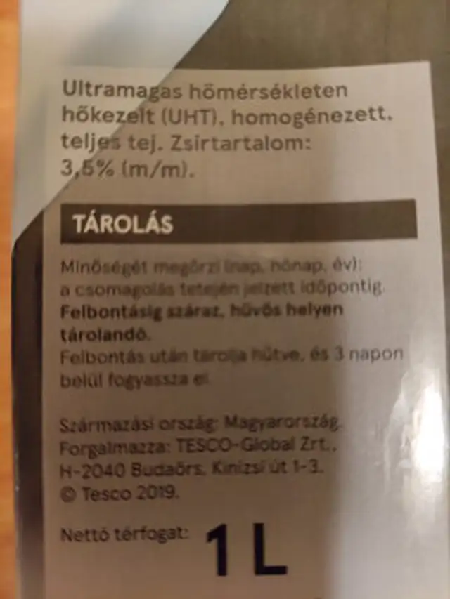UHT tej 3,5% zsírtartalommal ingredients label