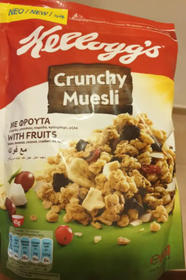 crunchy muesli front packaging