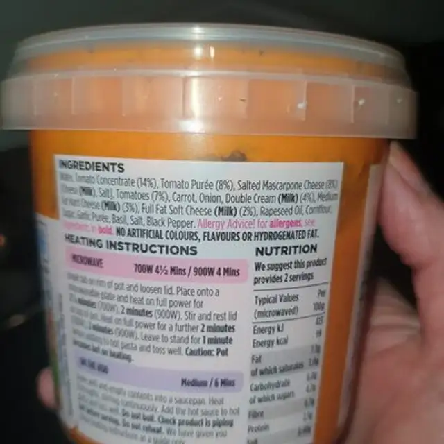 Tomato & Mascarpone pasta sauce ingredients label