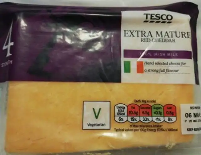 Extra mature red cheddar front packaging