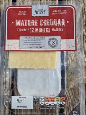 Tesco Mature Cheddar Finest