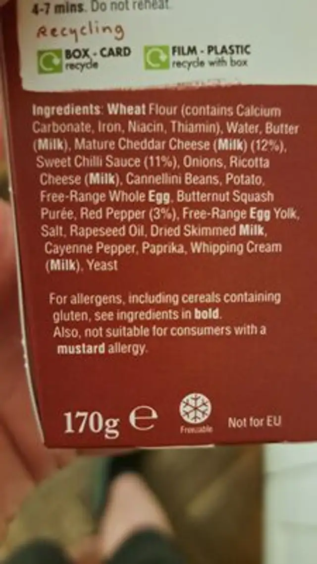 Mature Cheddar & Sweet Chilli Dinky Rolls ingredients label