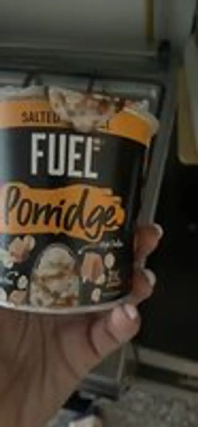 Salted Caramel Flavour Porridge with Caramel Pieces
