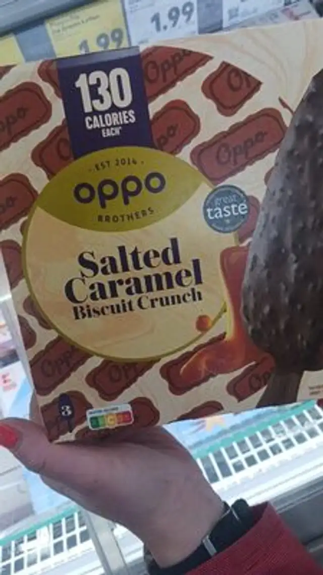 Salted Caramel biscuit Crunch ingredients label