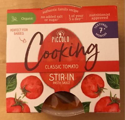 cooking tomato sauce