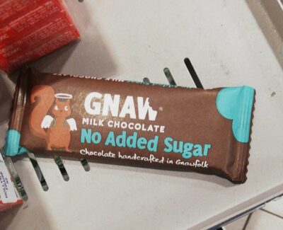 Gnaw milk chocolate