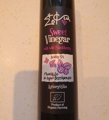 Süsser Essig mit Brombeeren